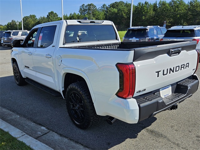 2026 Toyota Tundra SR5 CrewMax photo 10