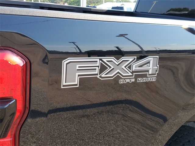 2025 Ford F-250 Lariat photo 6
