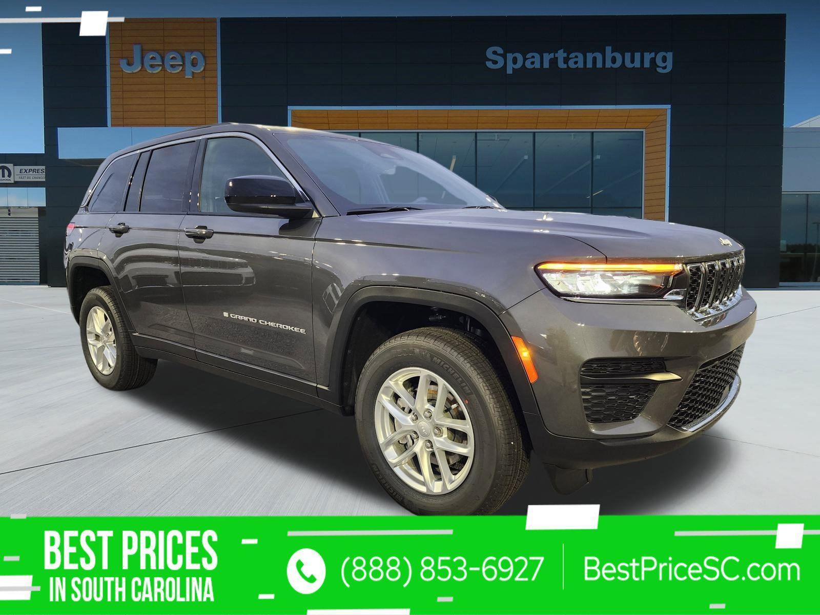 2025 Jeep Grand Cherokee Laredo's photo