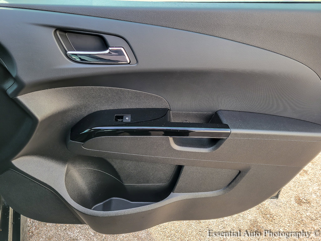 2018 CHEVROLET SONIC - Image 20