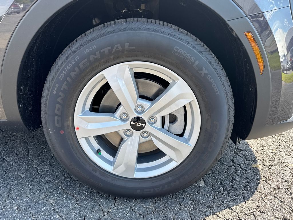 2026 Kia Sorento S photo 12