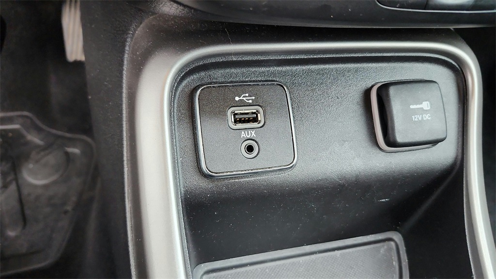 2017 Jeep Compass Latitude photo 16