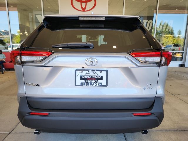 2025 Toyota RAV4 Hybrid LE photo 6