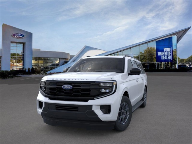 2025 Ford Expedition MAX photo 2