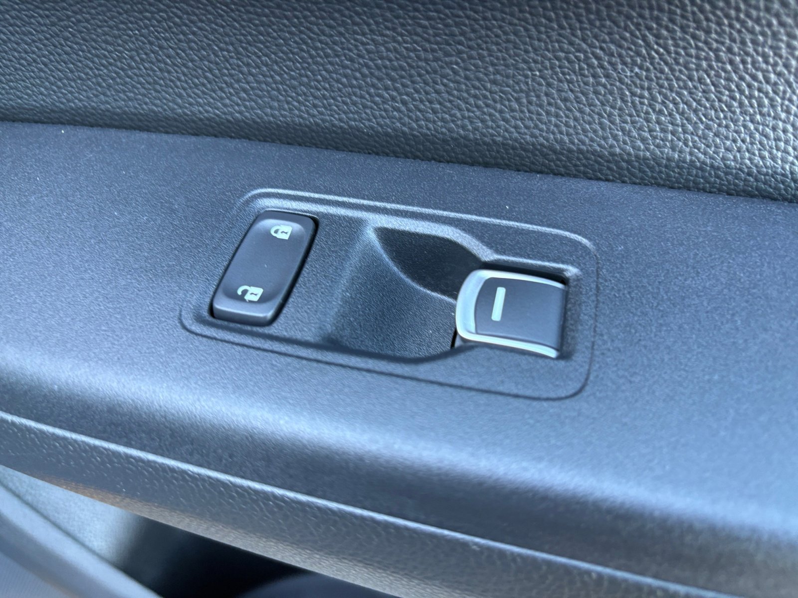 2023 Honda CR-V EX-L photo 32