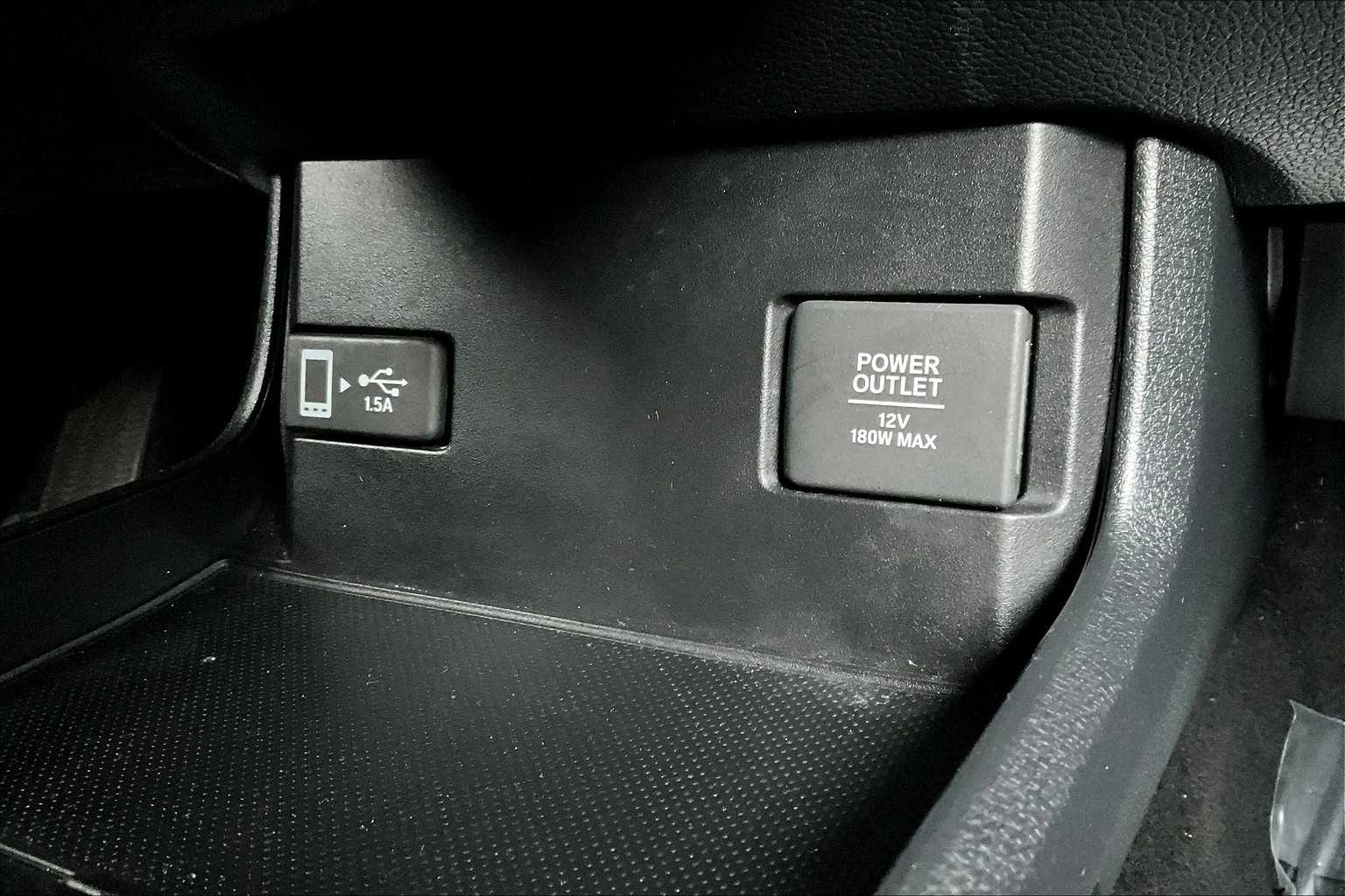 2021 Honda Civic Hatchback EX photo 31