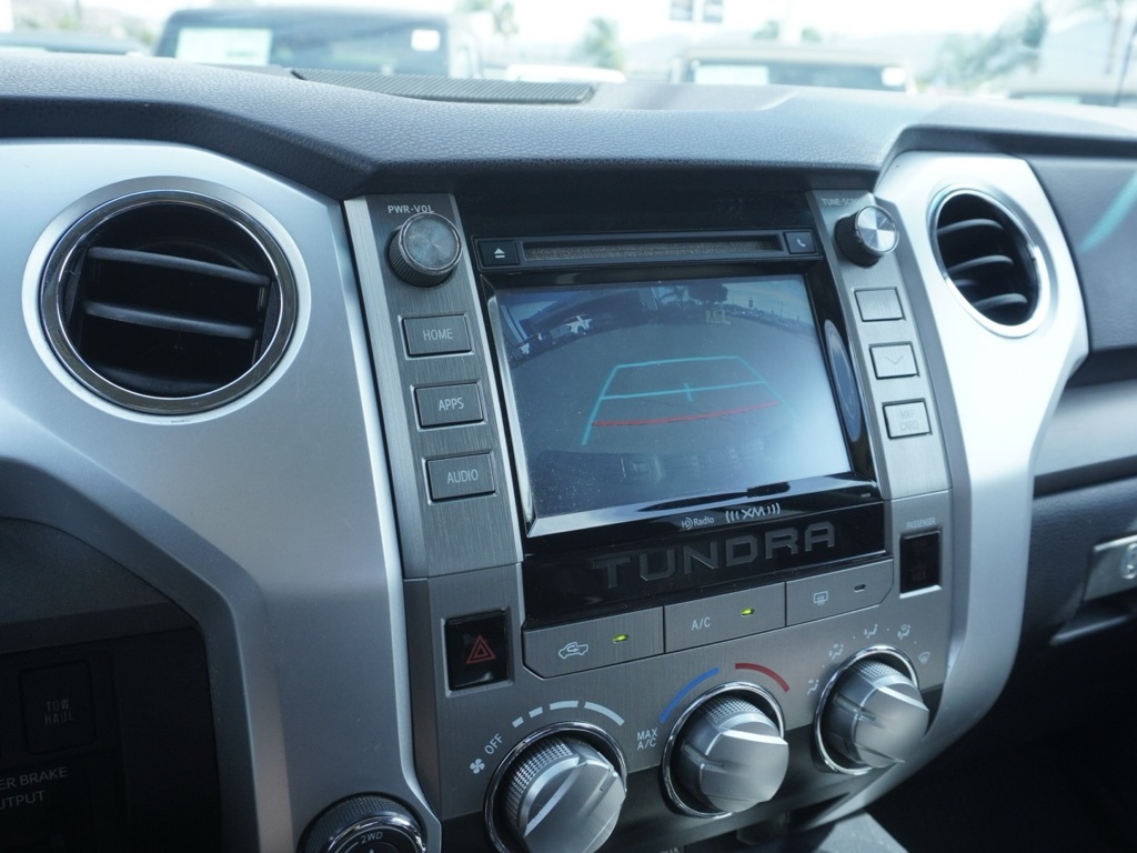 2017 Toyota Tundra TRD Off-Road photo 13