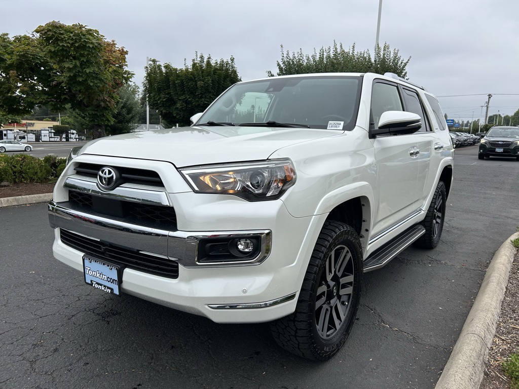2022 Toyota 4Runner Limited photo 3