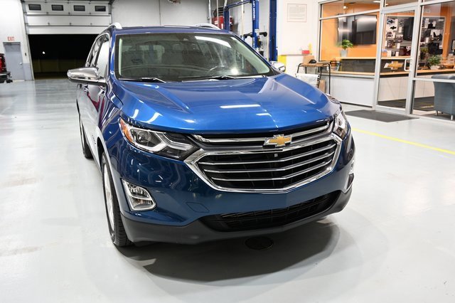 2021 Chevrolet Equinox Premier photo 3