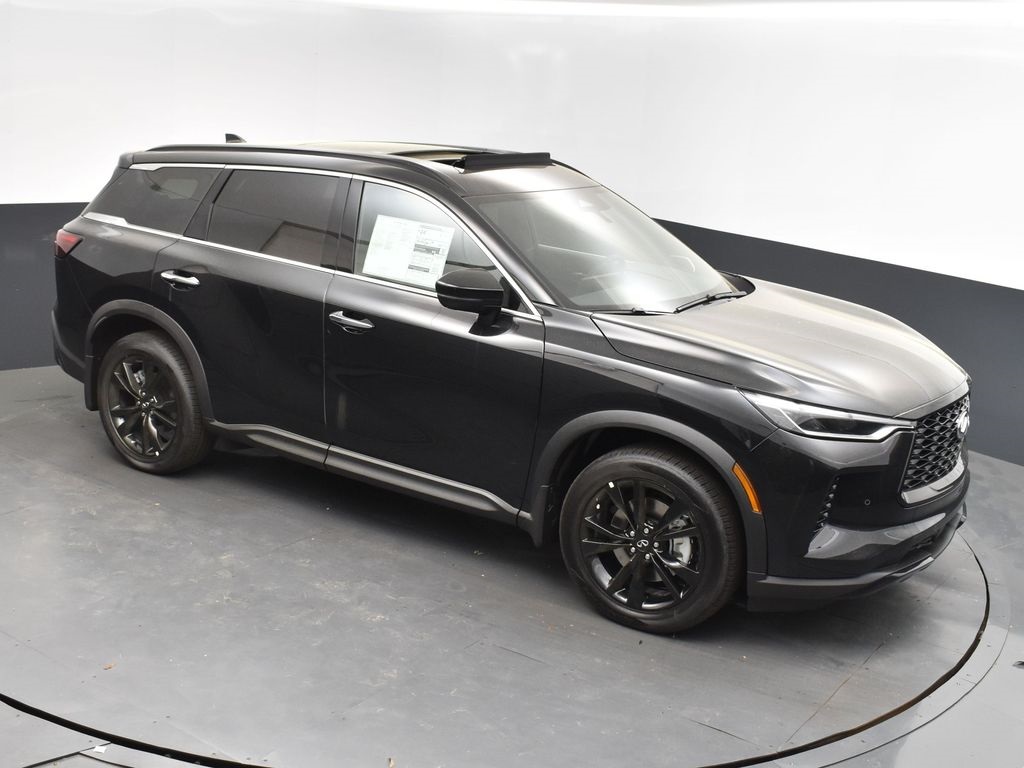 2025 INFINITI QX60 LUXE's photo