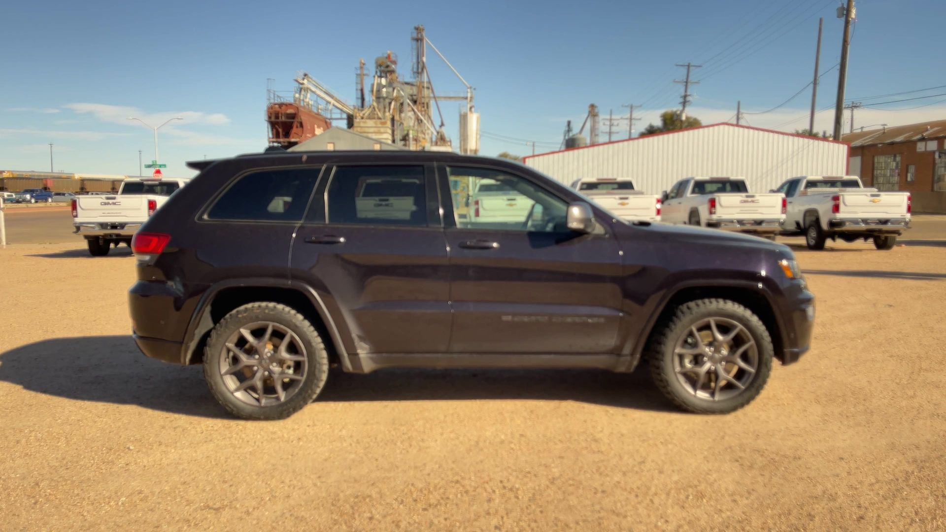 2021 Jeep Grand Cherokee Anniversary Edition photo 35