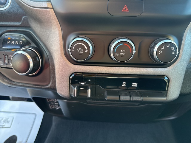 2019 Ram 1500 Tradesman photo 16