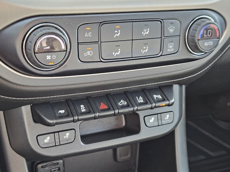 2020 Gmc Canyon SLT photo 18