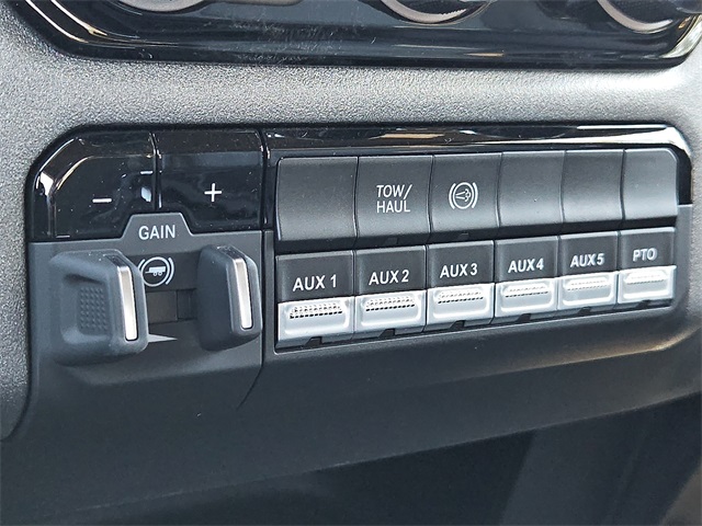2026 Ram 3500 Tradesman photo 16