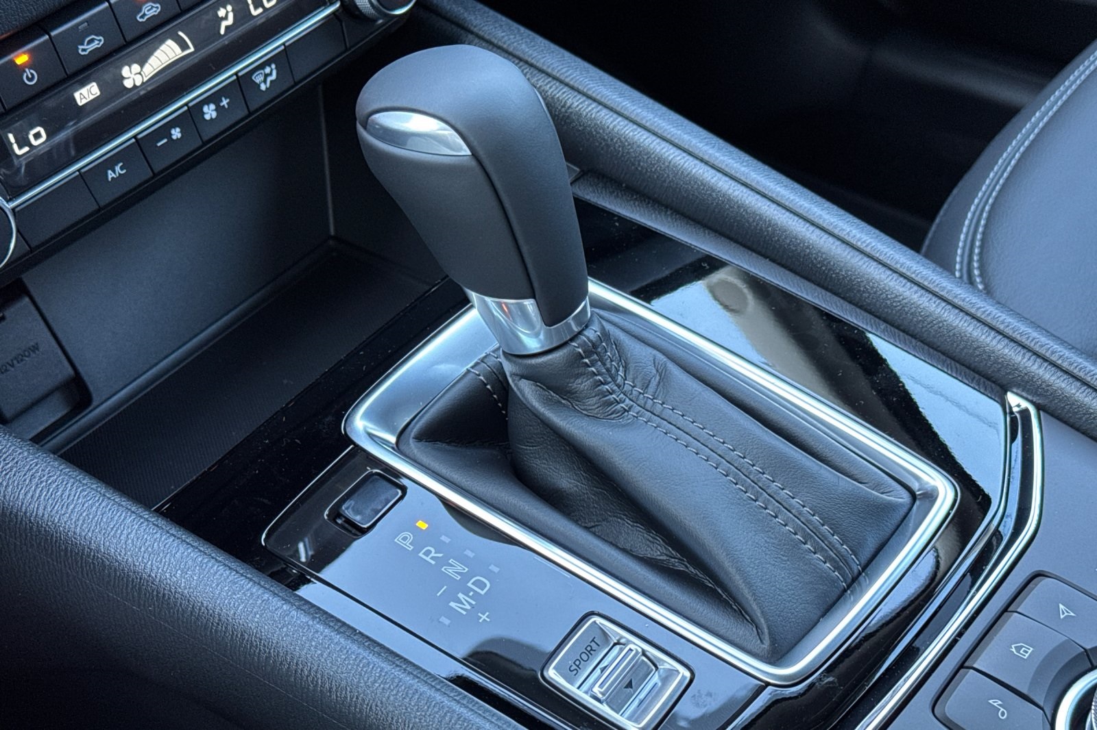 2025 Mazda CX-5 2.5 S Preferred photo 17