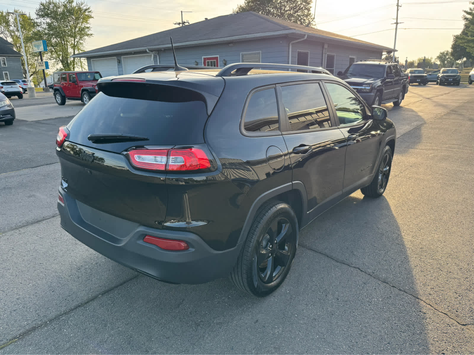 2017 Jeep Cherokee High Altitude photo 5