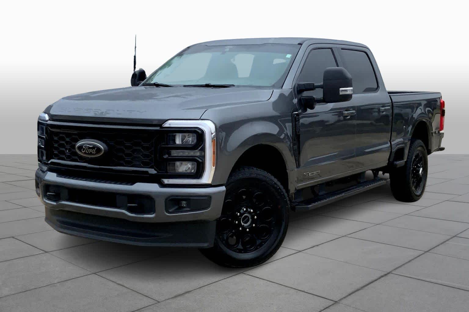 2025 Ford F-250 Super Duty Lariat's photo
