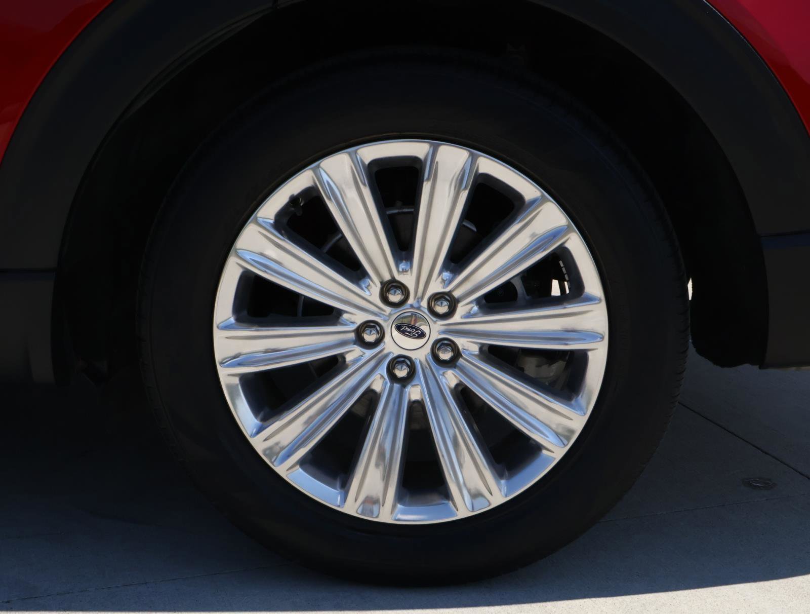 2022 Ford Explorer Limited photo 8
