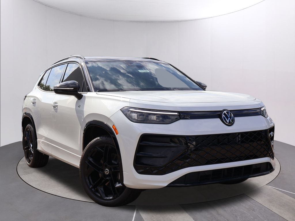 2025 Volkswagen Tiguan SE R-Line Black photo 2