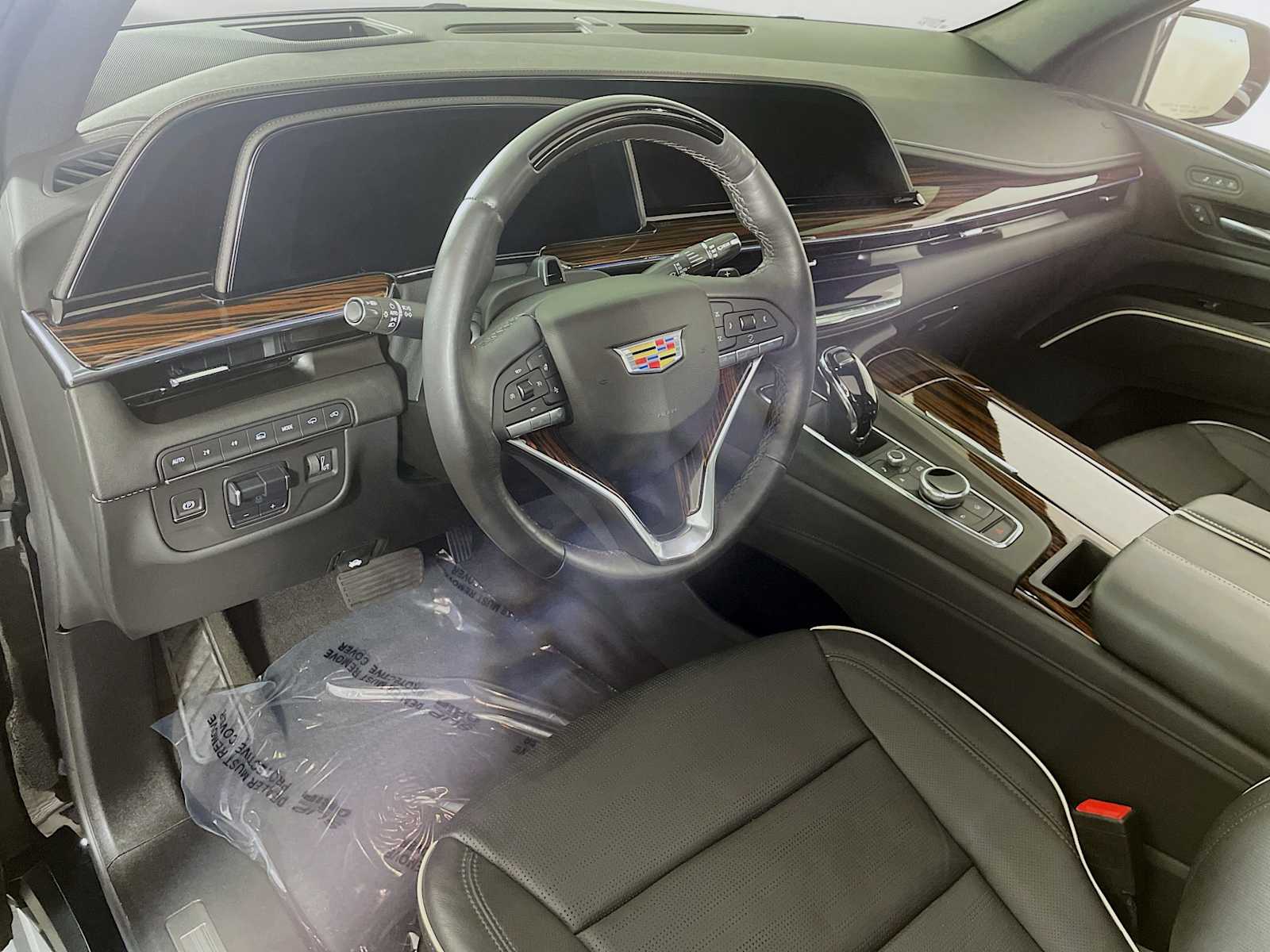 2023 Cadillac Escalade ESV Premium Luxury photo 7