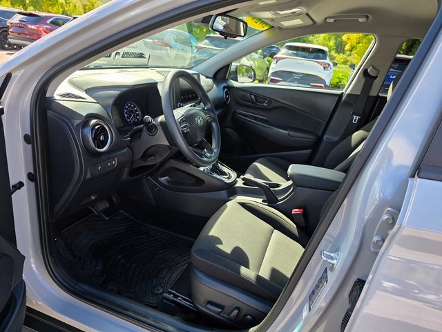 2023 Hyundai Kona SEL photo 12