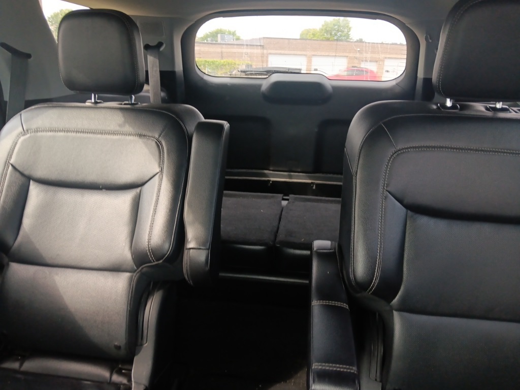 2021 Ford Explorer Limited photo 14