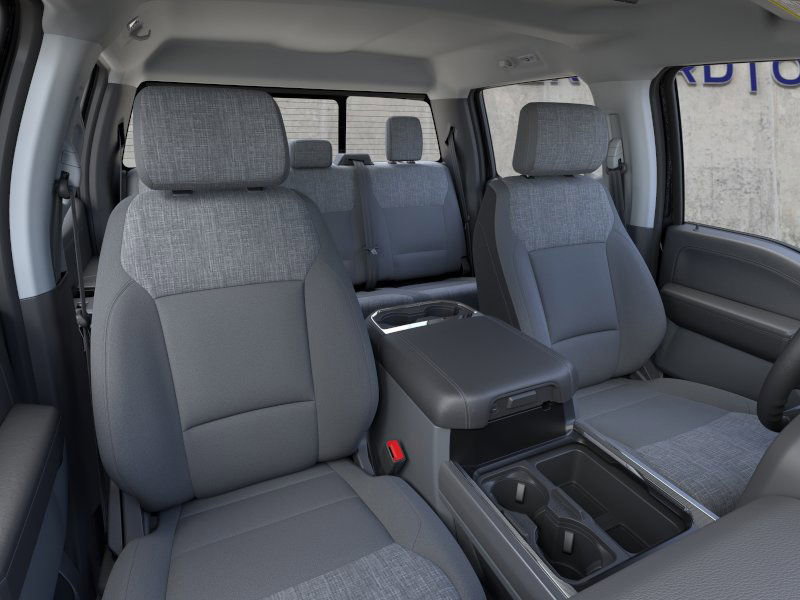 2026 Ford F-250 photo 2