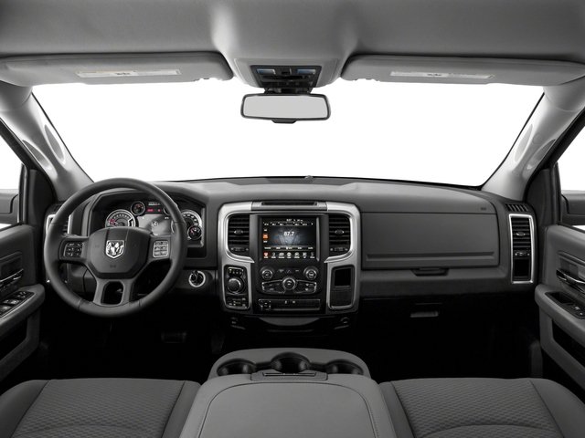 2017 Ram 1500 SLT photo 8