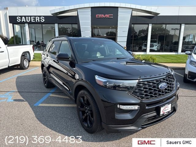 2023 Ford Explorer ST-LINE's photo
