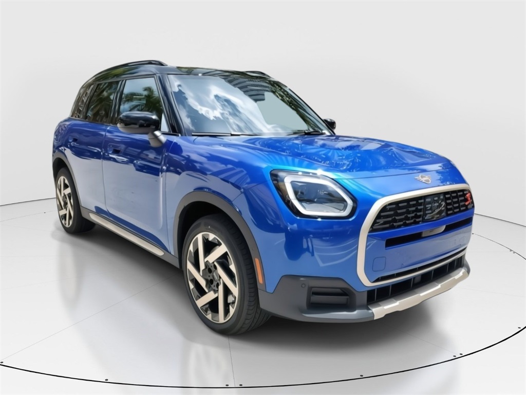 2025 Mini Cooper S ALL4 photo 2