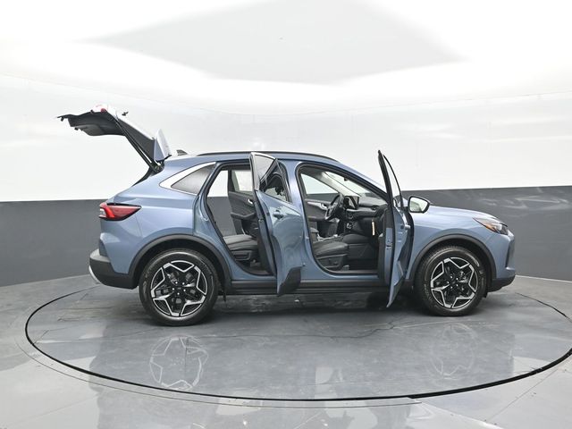 2026 Ford Escape Platinum photo 31