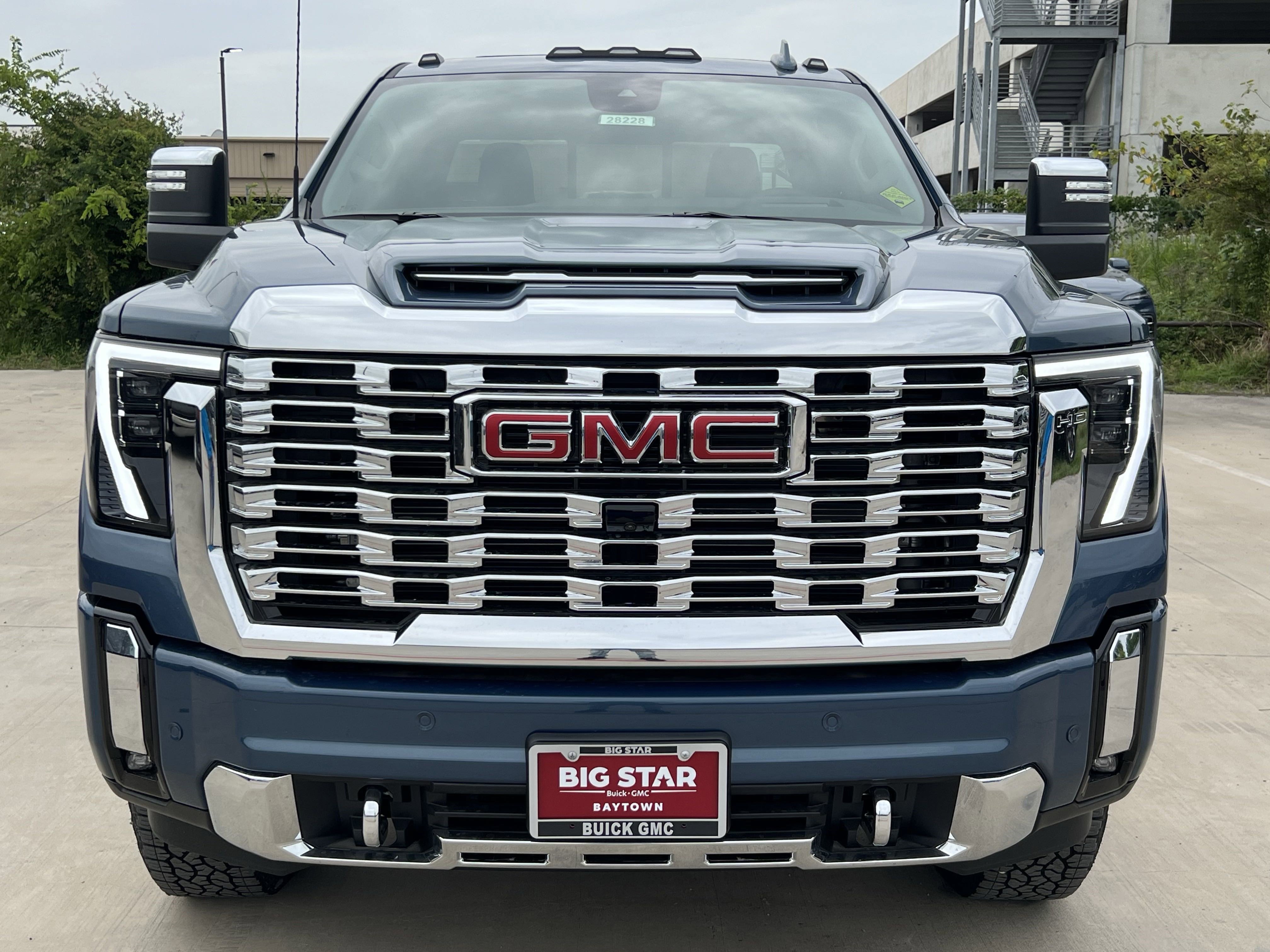 New 2025 Downpour Metallic GMC Denali image 5