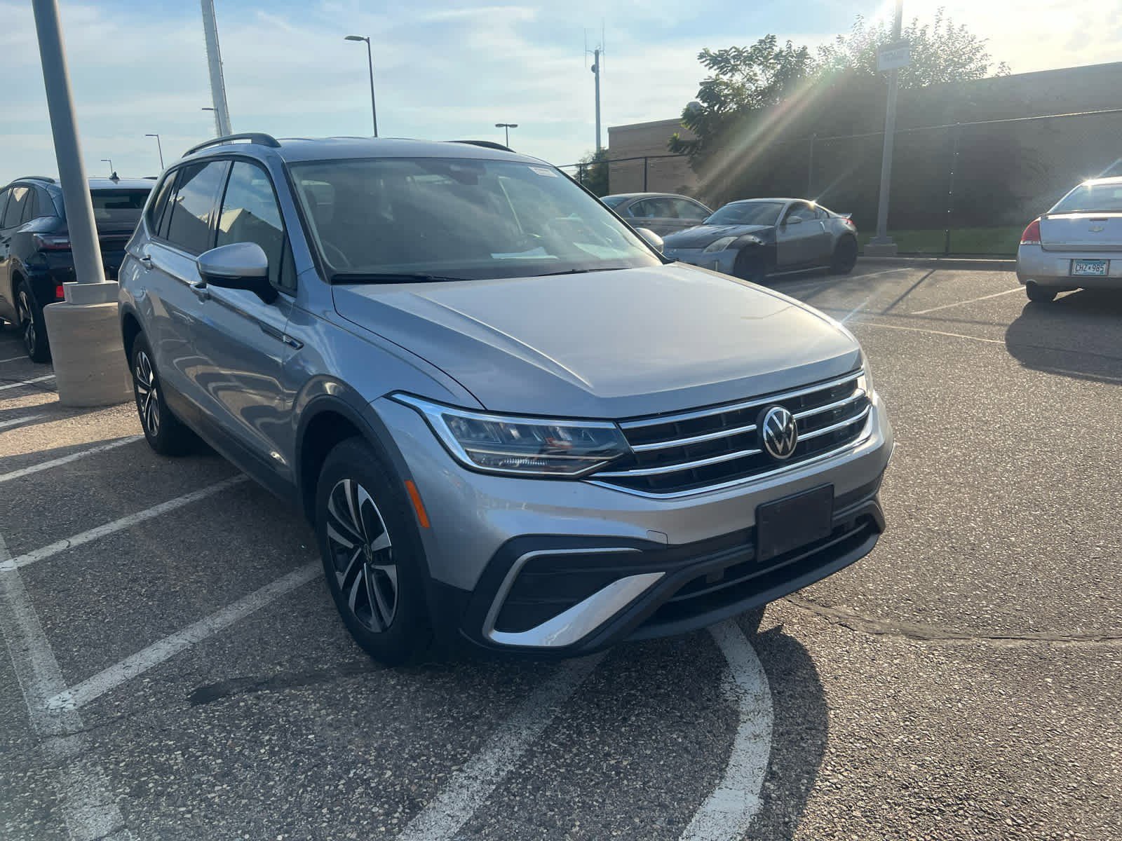 2024 Volkswagen Tiguan S photo 2