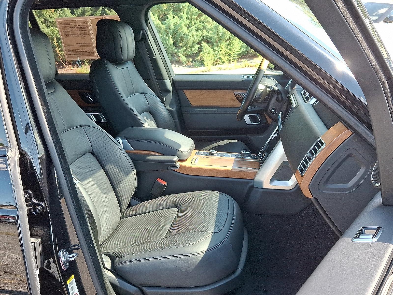 2020 Land Rover Range Rover P525 HSE photo 21