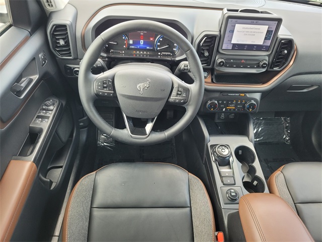 2024 Ford Bronco Sport Outer Banks photo 5
