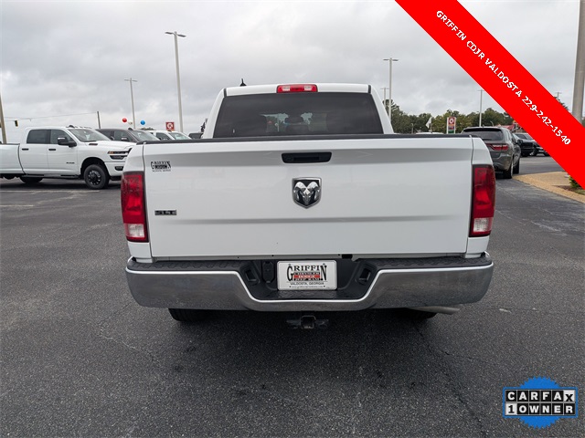 2023 Ram 1500 Classic SLT photo 4