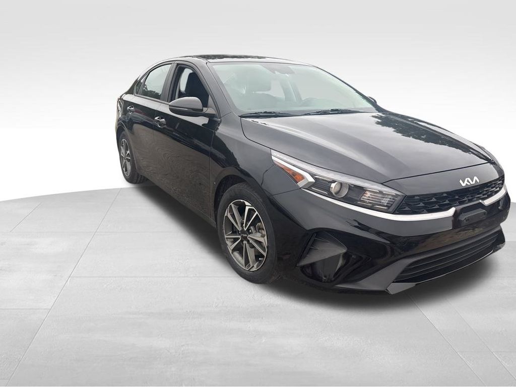 2023 Kia Forte LXS photo 8