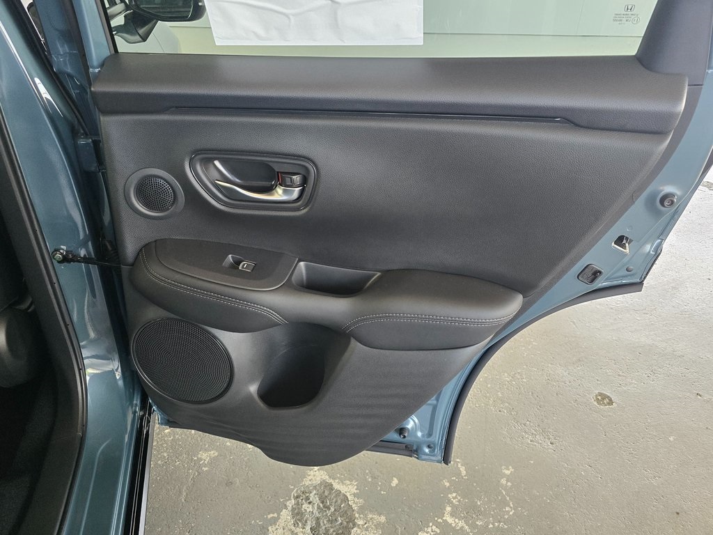 2026 Honda HR-V EX-L photo 21