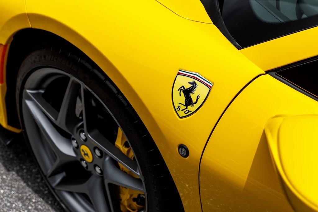 2022 Ferrari F8 Spider photo 12