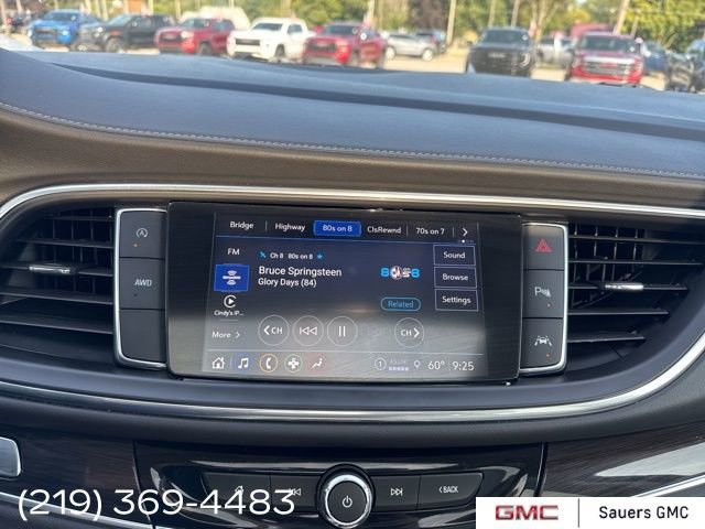 2022 Buick Enclave Essence photo 11