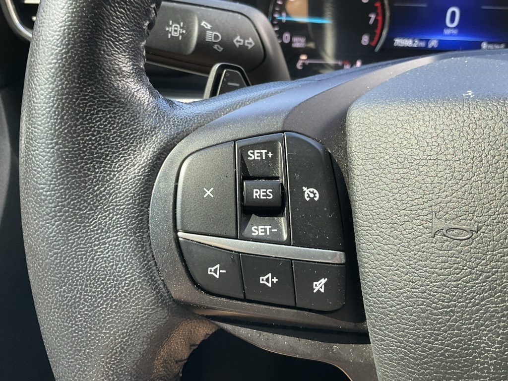2020 Ford Explorer XLT photo 9
