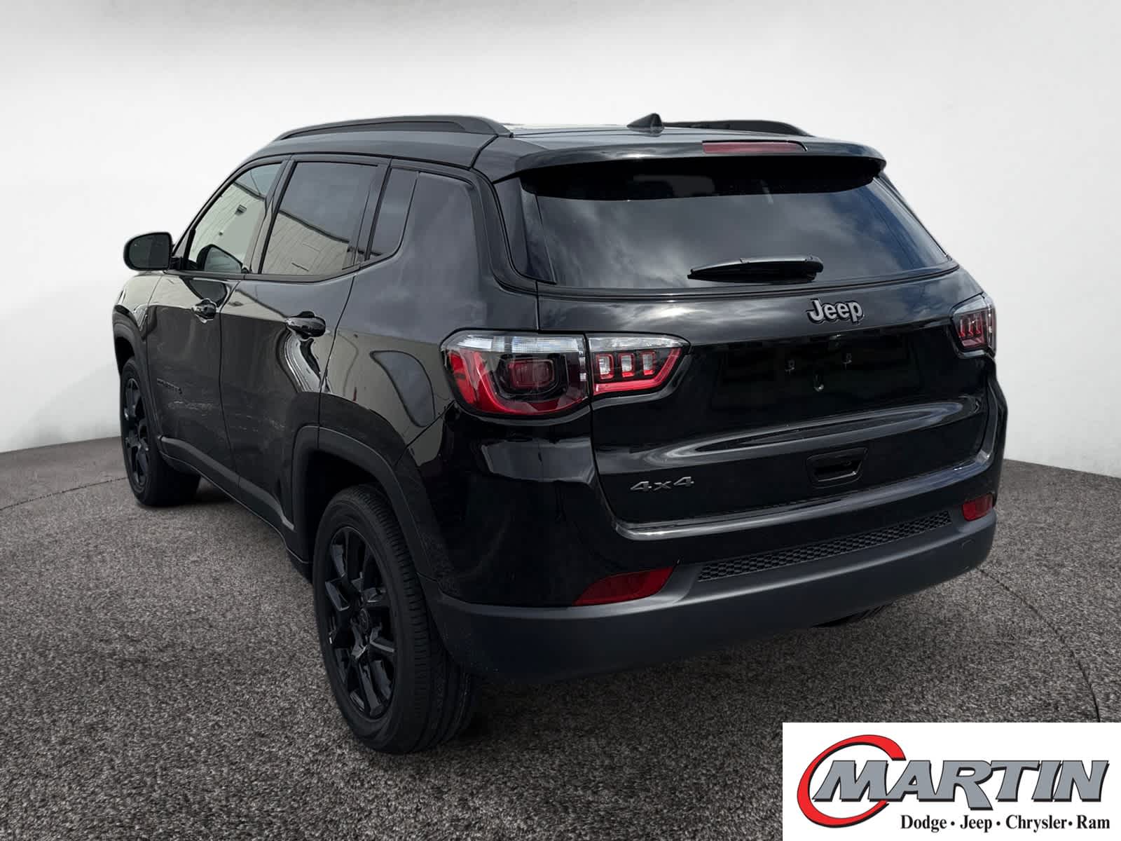 2026 Jeep Compass Latitude Altitude photo 3