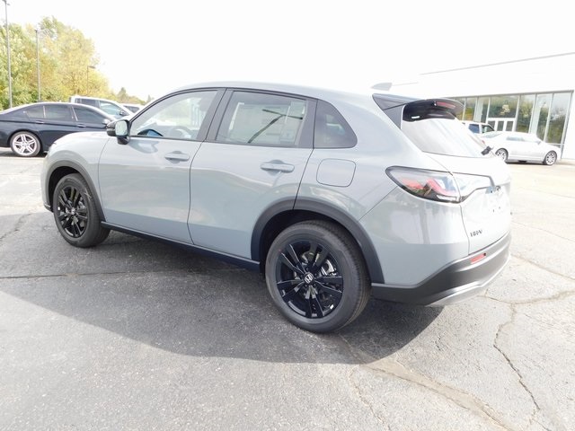 2026 Honda HR-V Sport photo 2