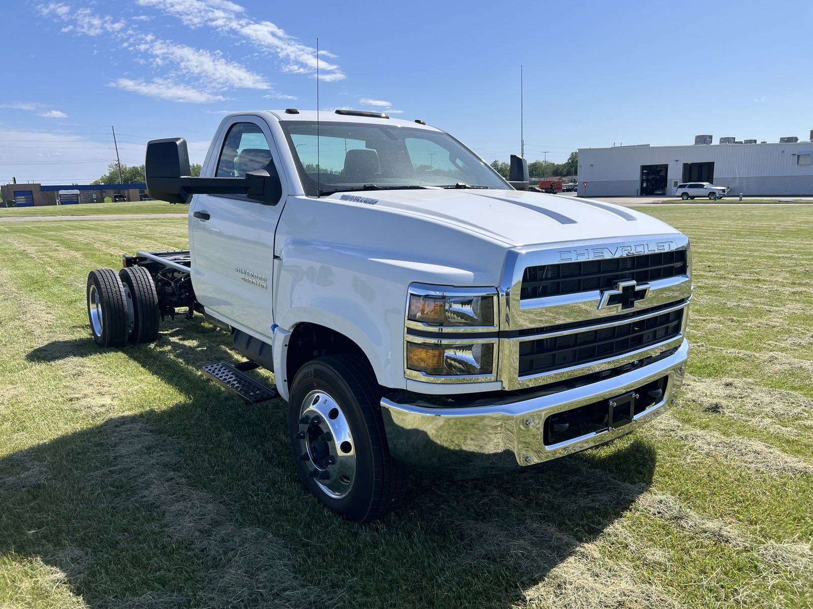 2024 Chevrolet Silverado 4500HD Work Truck photo 4