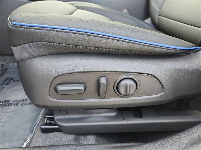 2025 Buick Envista ST photo 18