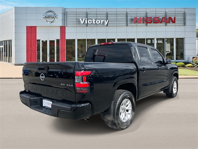 2024 Nissan Frontier SV photo 3