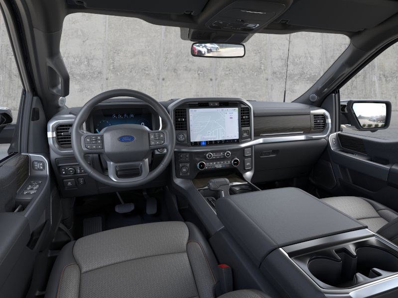 2025 Ford F-150 Lariat FX4 photo 9