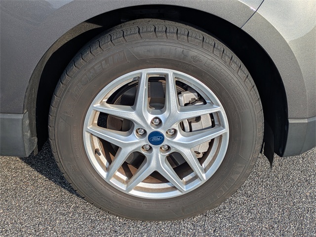 2022 Ford Edge SEL photo 11