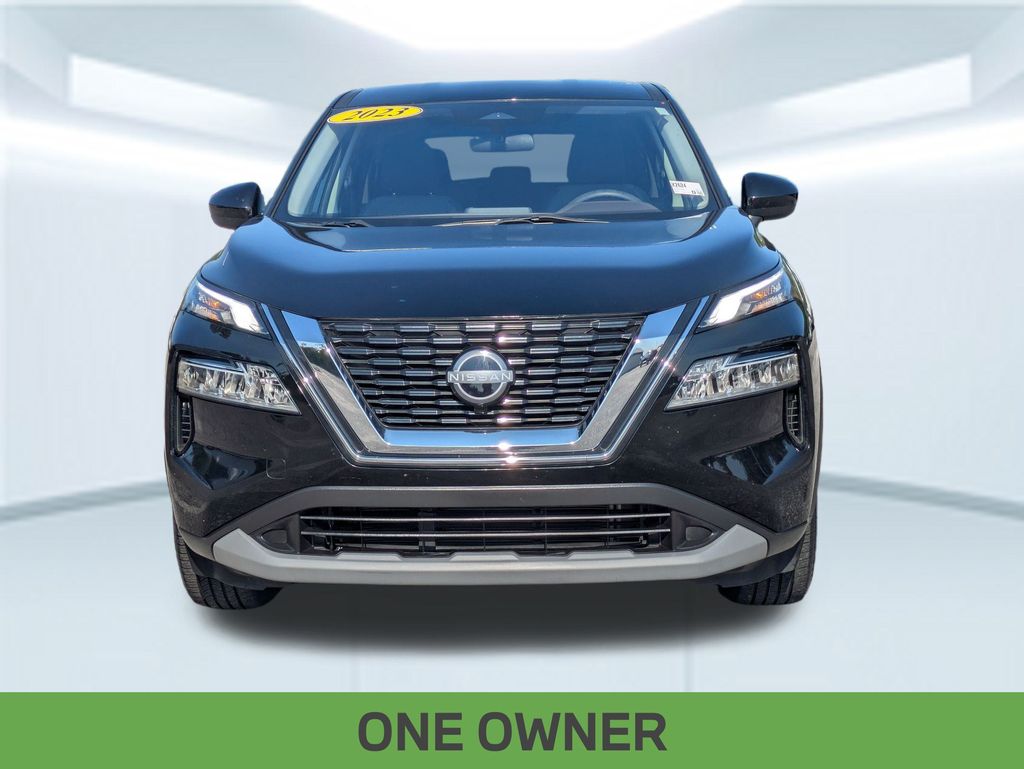 2023 Nissan Rogue SV photo 8