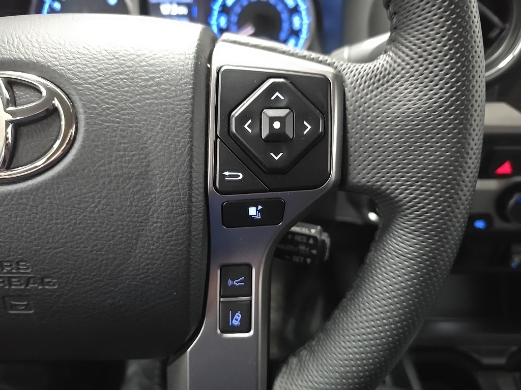 2023 Toyota Tacoma SR5 V6 photo 19